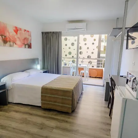 Πανσιόν Anna Μπένιντορμ