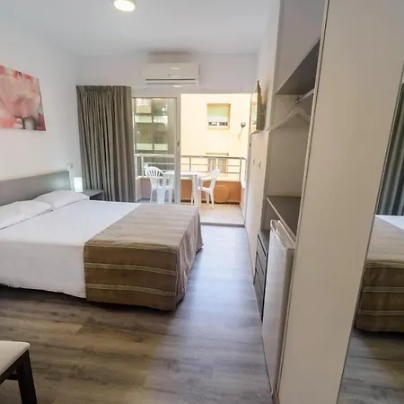 Anna Πανσιόν 3*